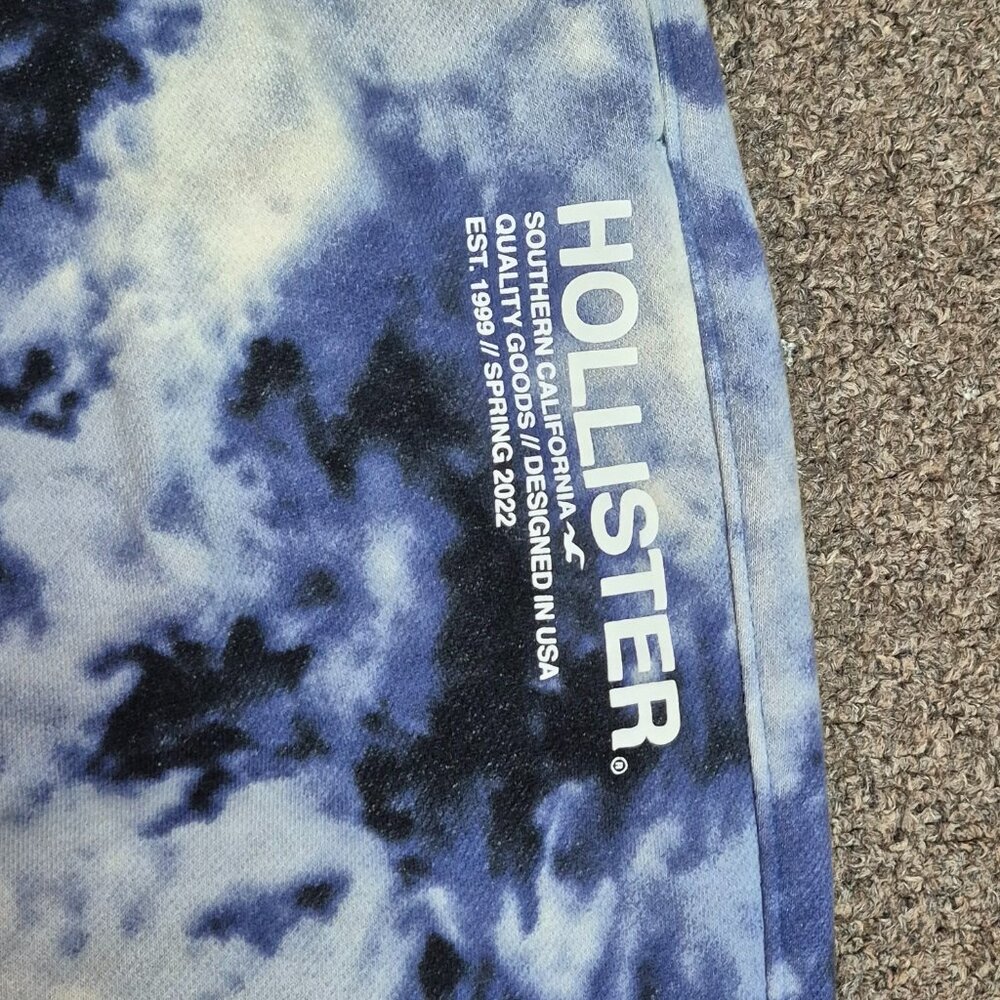 Hollister size Medium gently used joggers sweatpants.